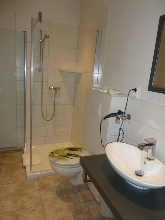 Гостевой дом Hotel-pension Mandy Зенфтенберг